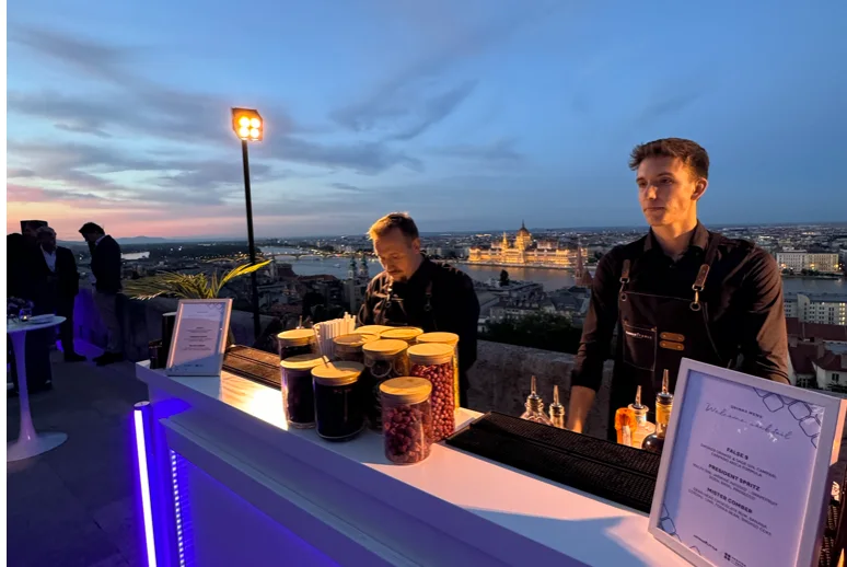 F. Nóra véleménye